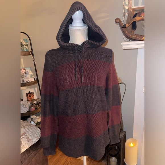 Urban pipeline pullover charcoal/burgundy sweater size young men’s (junior) L - Picture 1 of 7